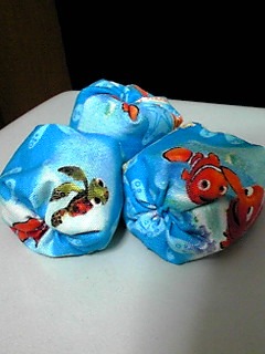 ��������